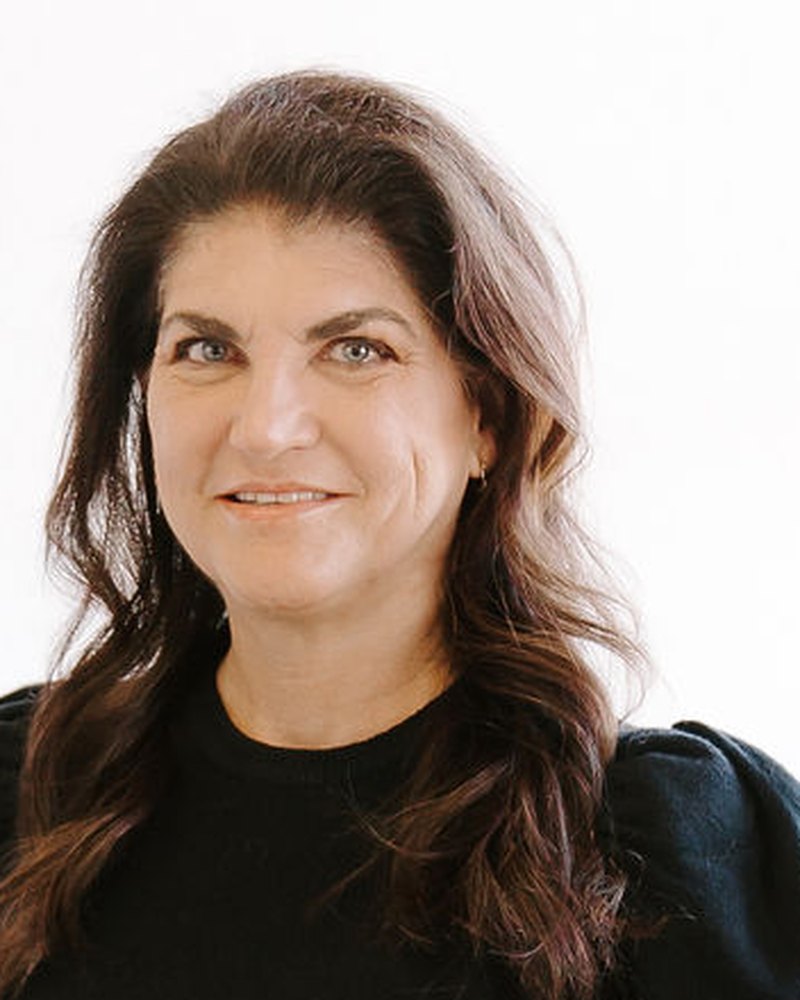 Laura Coury
